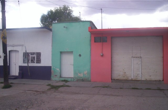 Frente al Jardín 